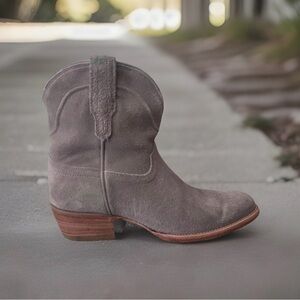 Tecovas Lucy Gray Suede Booties